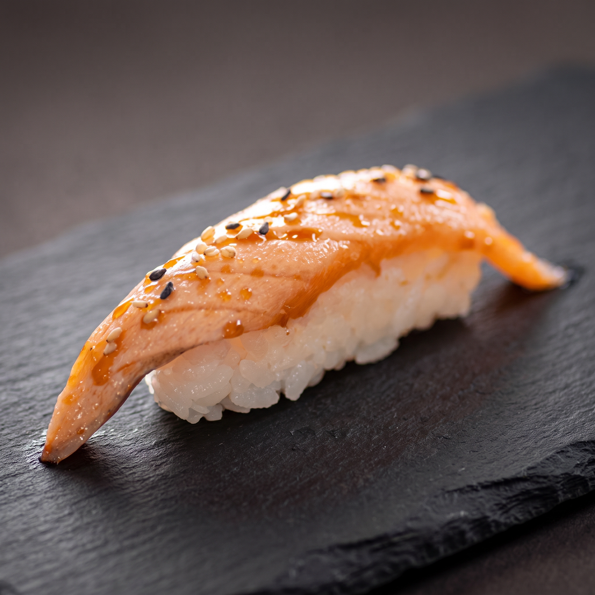 Aburi Salmon (2 pieces)