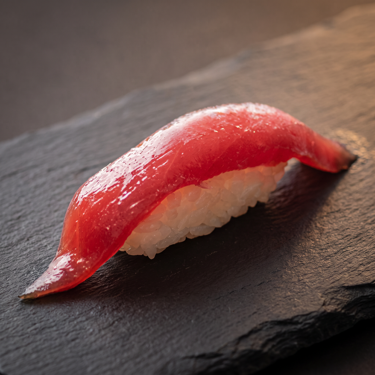 Tuna Nigiri (2 pieces)