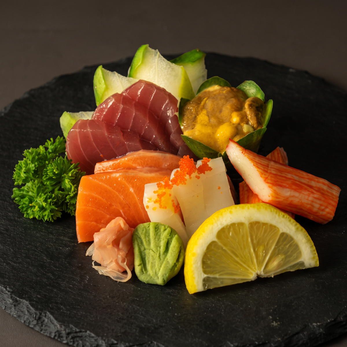 Mixed Sashimi (9 pieces)